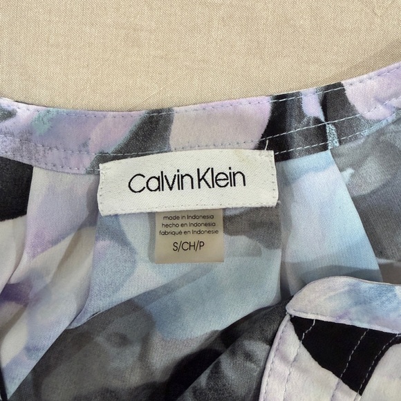 Calvin Klein Floral Top - Black, Purple, Blue - Picture 2 of 2